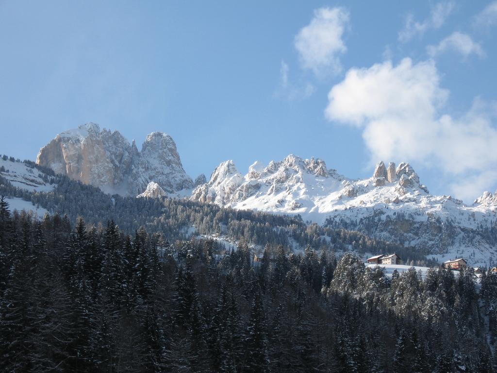 Hotel Al Lago Soraga Buitenkant foto