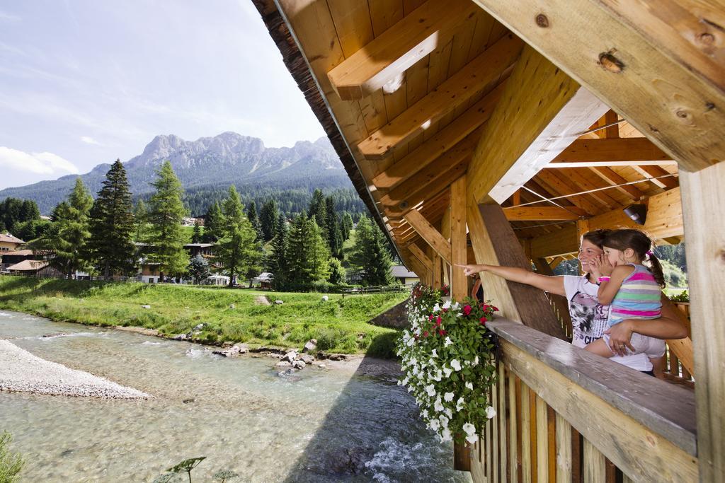 Hotel Al Lago Soraga Buitenkant foto
