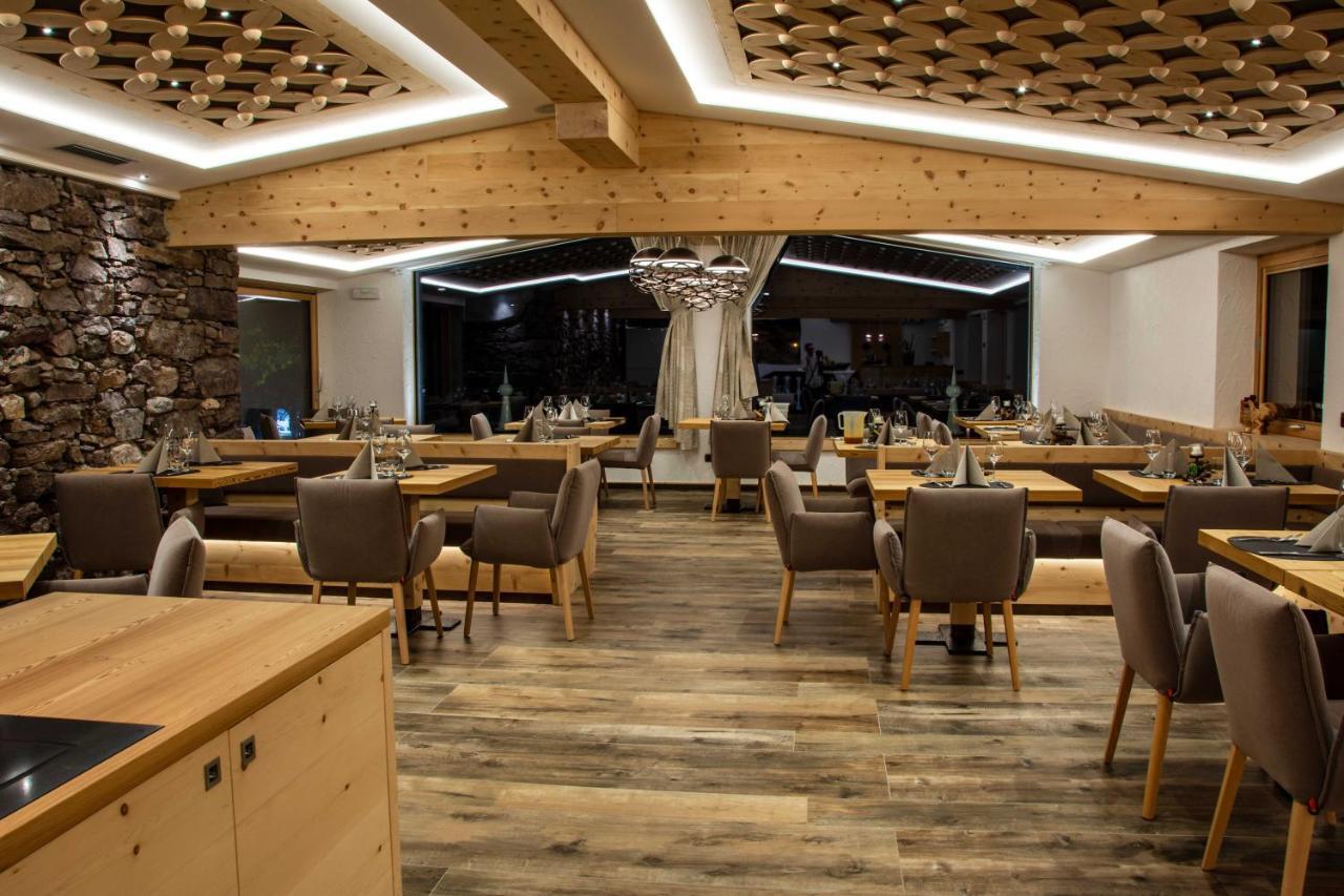 Hotel Al Lago Soraga Buitenkant foto